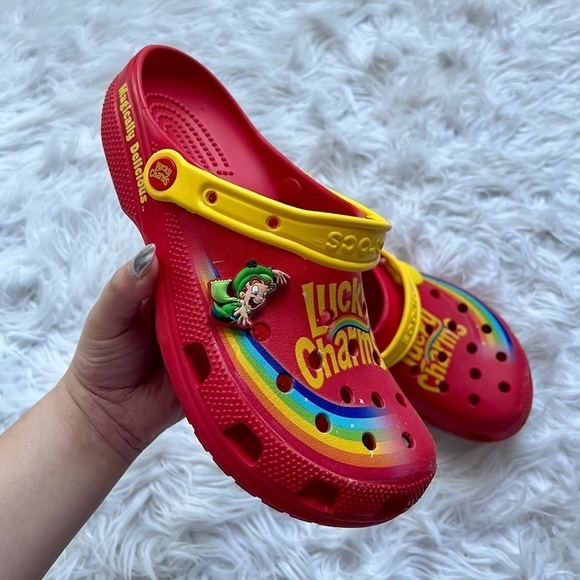 MAGICALLY DELISH 🍀 Lucky Charms Crocs Limited Edition Size Mens 8 Womens 10 🍀✨ - Picture 1 of 9